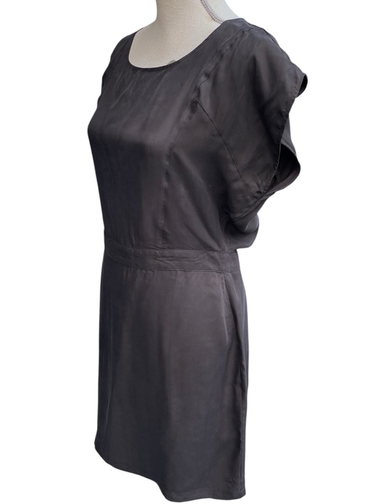 Minimum Dresses & Skirts - Minimum (Denmark) Black Cap Bat Sleeve Cross Keyhole Back Dress (L)